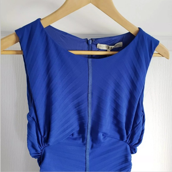 Halston Heritage Sunburst Sheath Dress - Picture 3 of 12